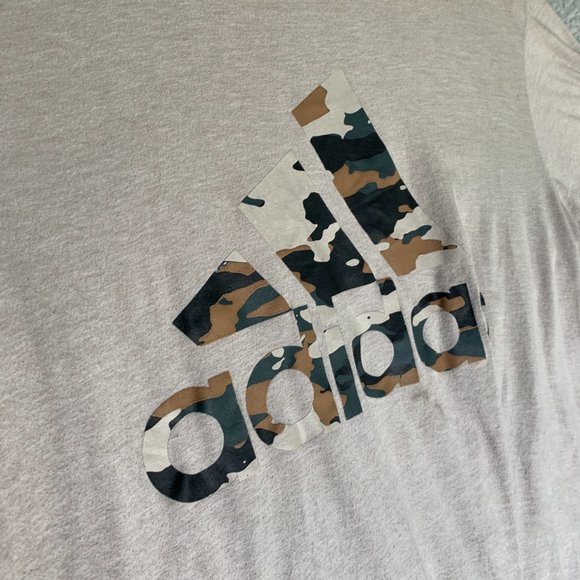 Adidas Camo Graphic Logo T-Shirt. Excellent Condition - Picture 2 of 9